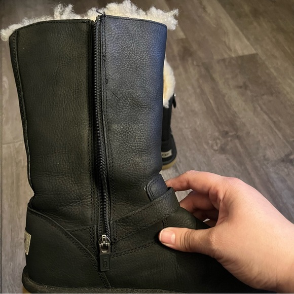Women’s UGG Black Kensington Moto Leather Ugg Boots Size 5 - Picture 7 of 15